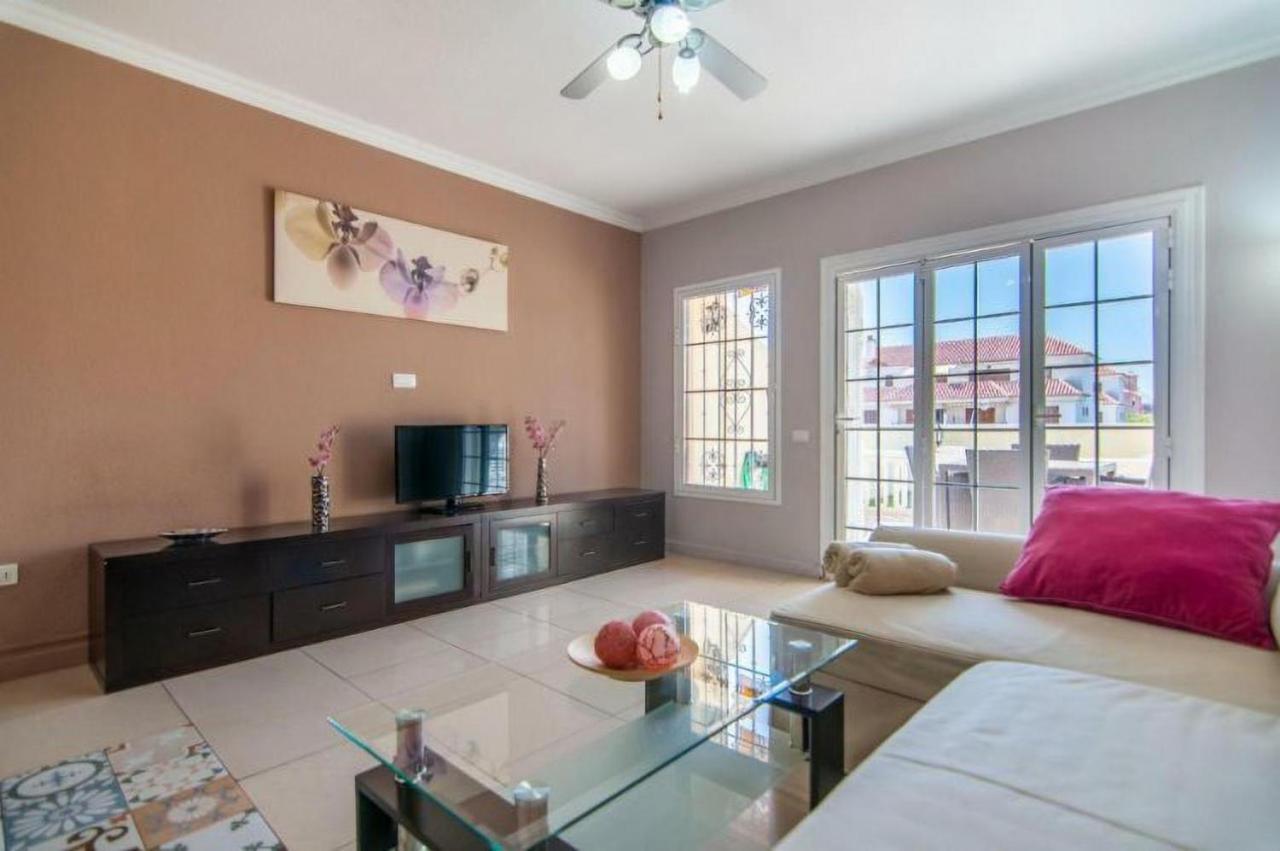 Apartament 1 Bedroom Los Cristianos Las Vistas Beach Экстерьер фото
